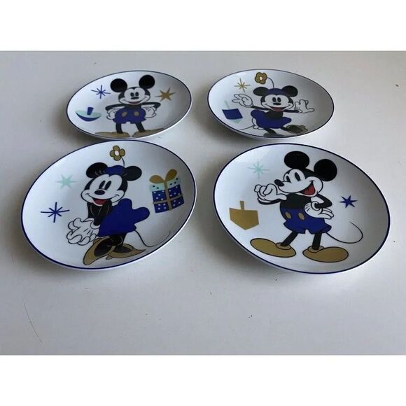 Set Of 4 Disney Mickey & Minnie Mouse Hanukkah Celebration Appetizer Plates NEW - Picture 5 of 12